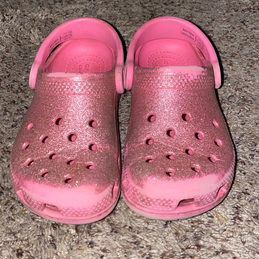 children's hole shoes